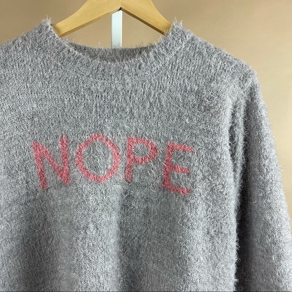 Thyme & Thread Size XL NOPE Graphic Eyelash Fuzzy Sweater Plush Soft Casual - Picture 6 of 6